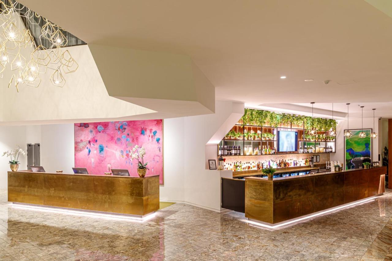 Eatons Hill Hotel Brisbane Eksteriør billede