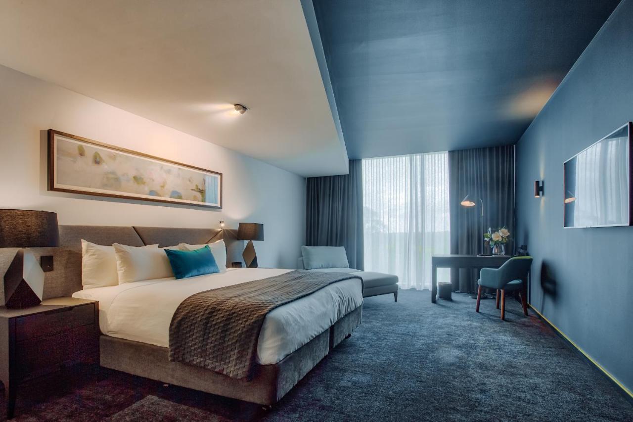 Eatons Hill Hotel Brisbane Eksteriør billede