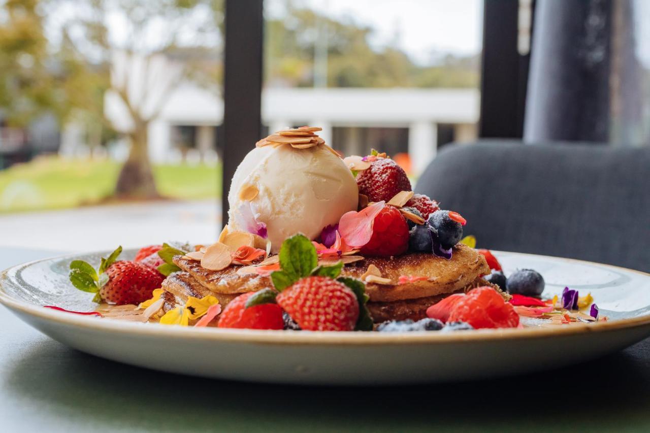 Eatons Hill Hotel Brisbane Eksteriør billede